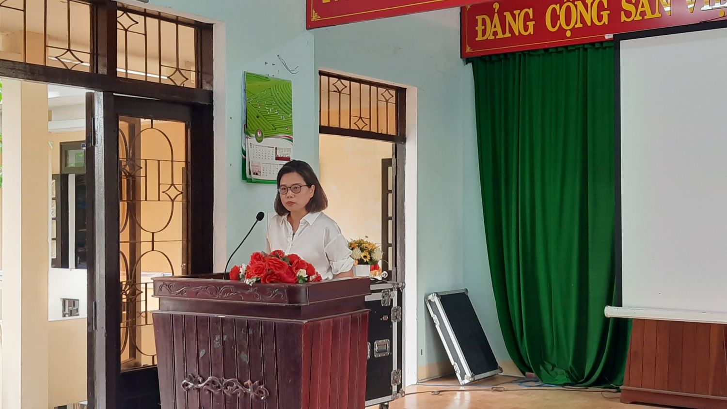 Ms. Bui Thi Thu Hien - IUCN Marine and Coastal Coordinator presented at the review meeting