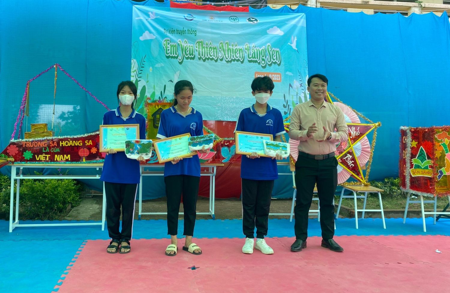 Students in Vinh Dai school received the third prize 