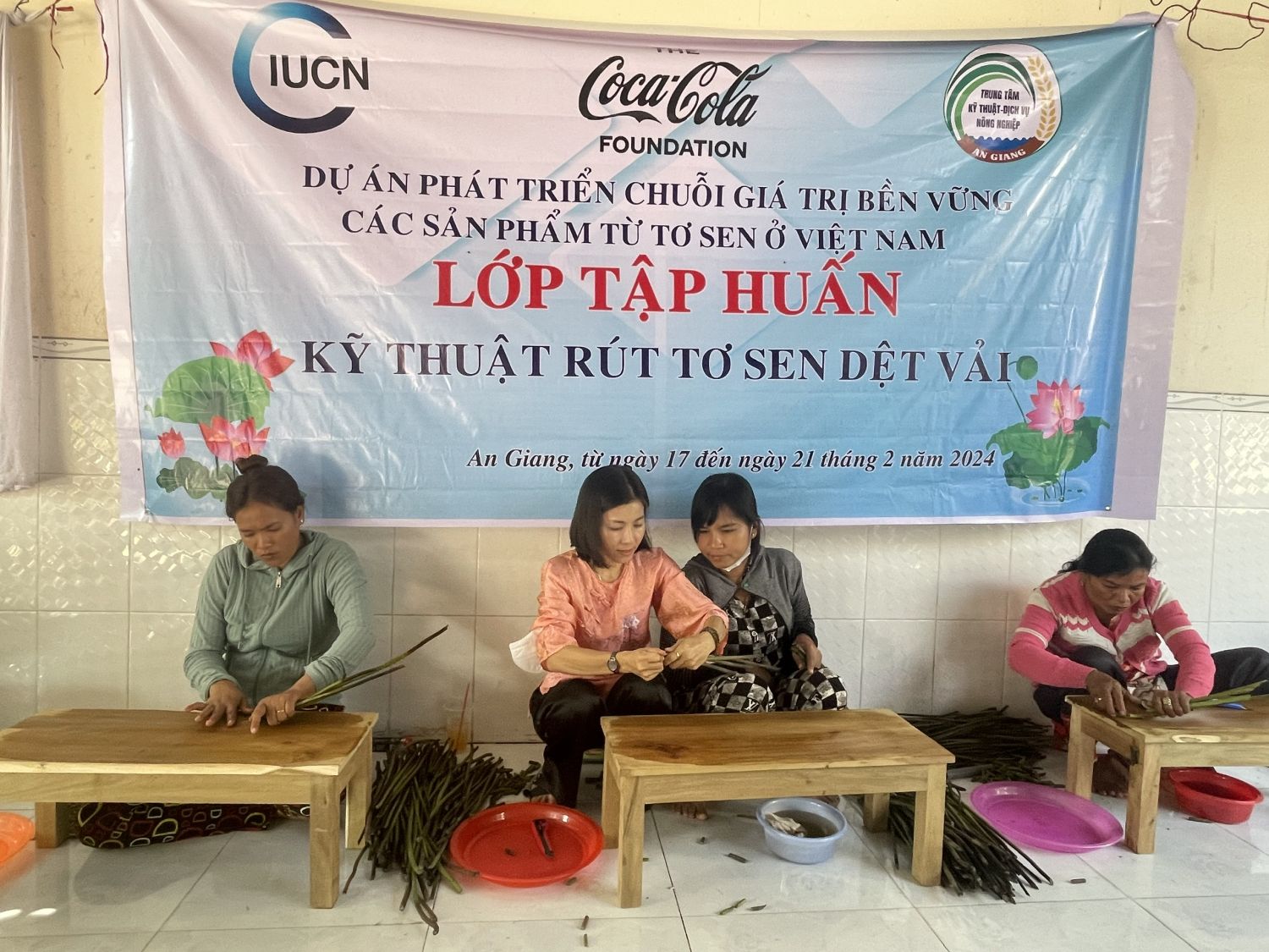 Lotus training workshop for Khmer ethnic women in An Giang province (February 2024)