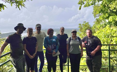 Delegación en visita al Parque Nacional Tortuguero, Costa Rica. 