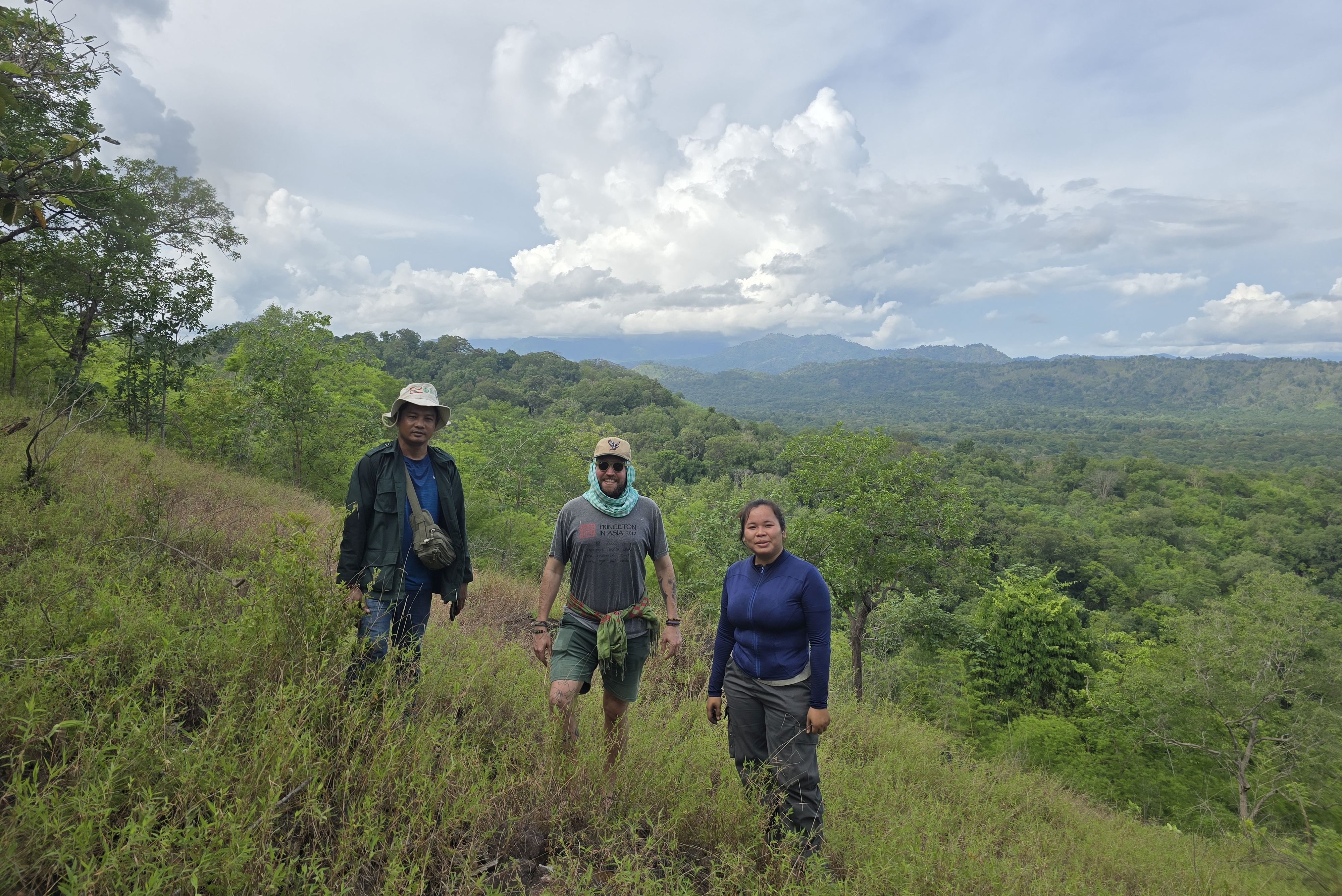 A Mondol Yorn CPA commitee member shows IUCN and CSO staff a community-managed area to include in sustainable ecotourism development plans