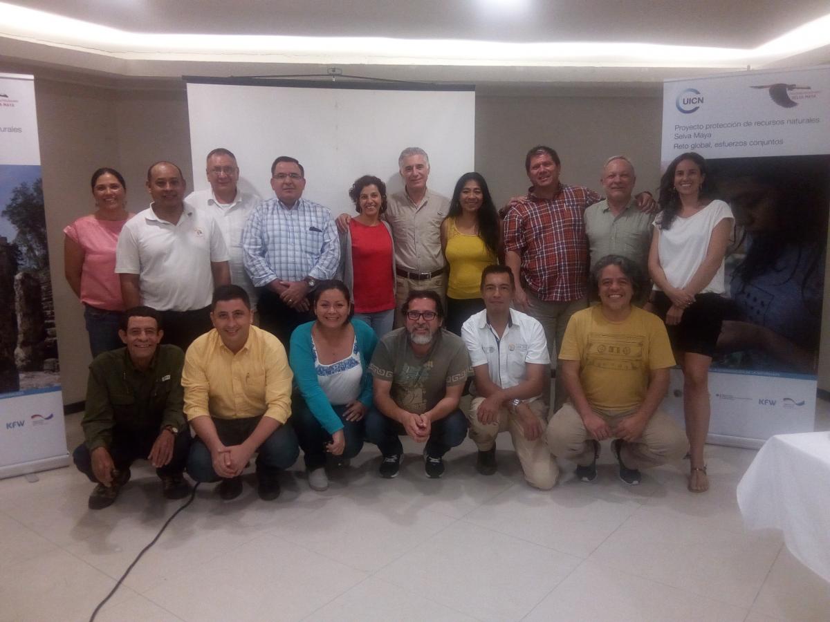 Grupo de Expertos de la Lista Verde Selva Maya (EAGL Selva Maya por sus siglas en inglés), originarios de Guatemala, México y Belice