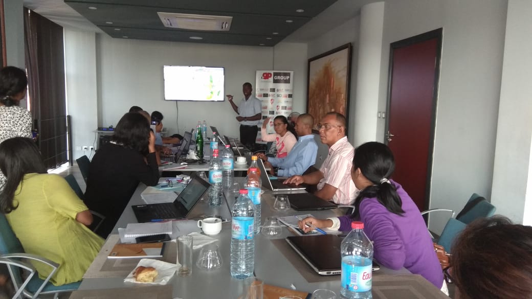 presentation of BIOPAMA and the IMET in a meeting with some park managing institutions on renewing protected area management Tools in Madagascar 