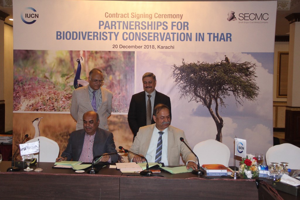 Contract Signing Ceremony of the “Partnerships for Biodivesity Conservation in Thar” by IUCN Pakistan and Sindh Engro Coal Mining Company