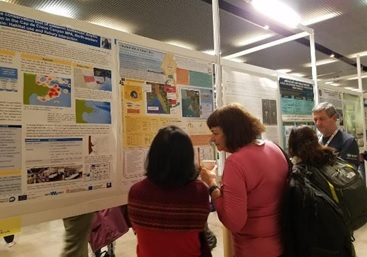 Prof. Helene Marsh, Distinguished Prof. of Environmental Science at JCU visited poster session of the research