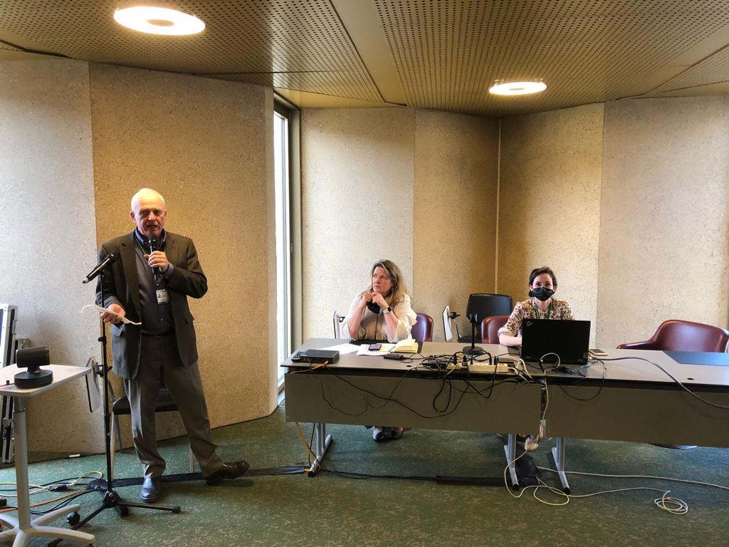 IUCN's Trevor Sandwith presents at the CBD Side Event #4250 in Geneva, 25 March 2022