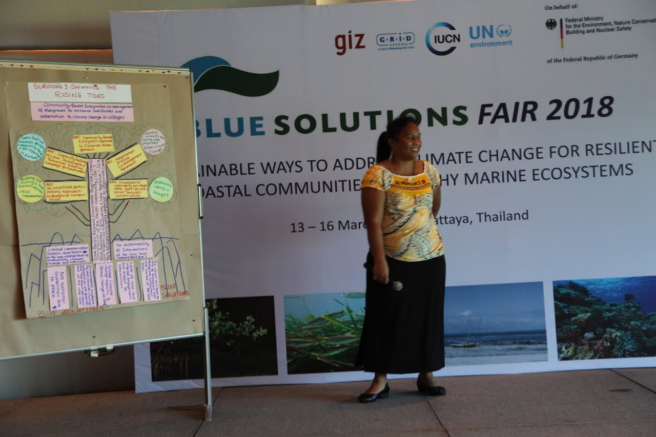 Pitching new solutions! (Nenenteiti Teariki-Ruatu and Robite Teaete, Ministry of Environment, Lands &amp; Agricultural Development, Kiribati)