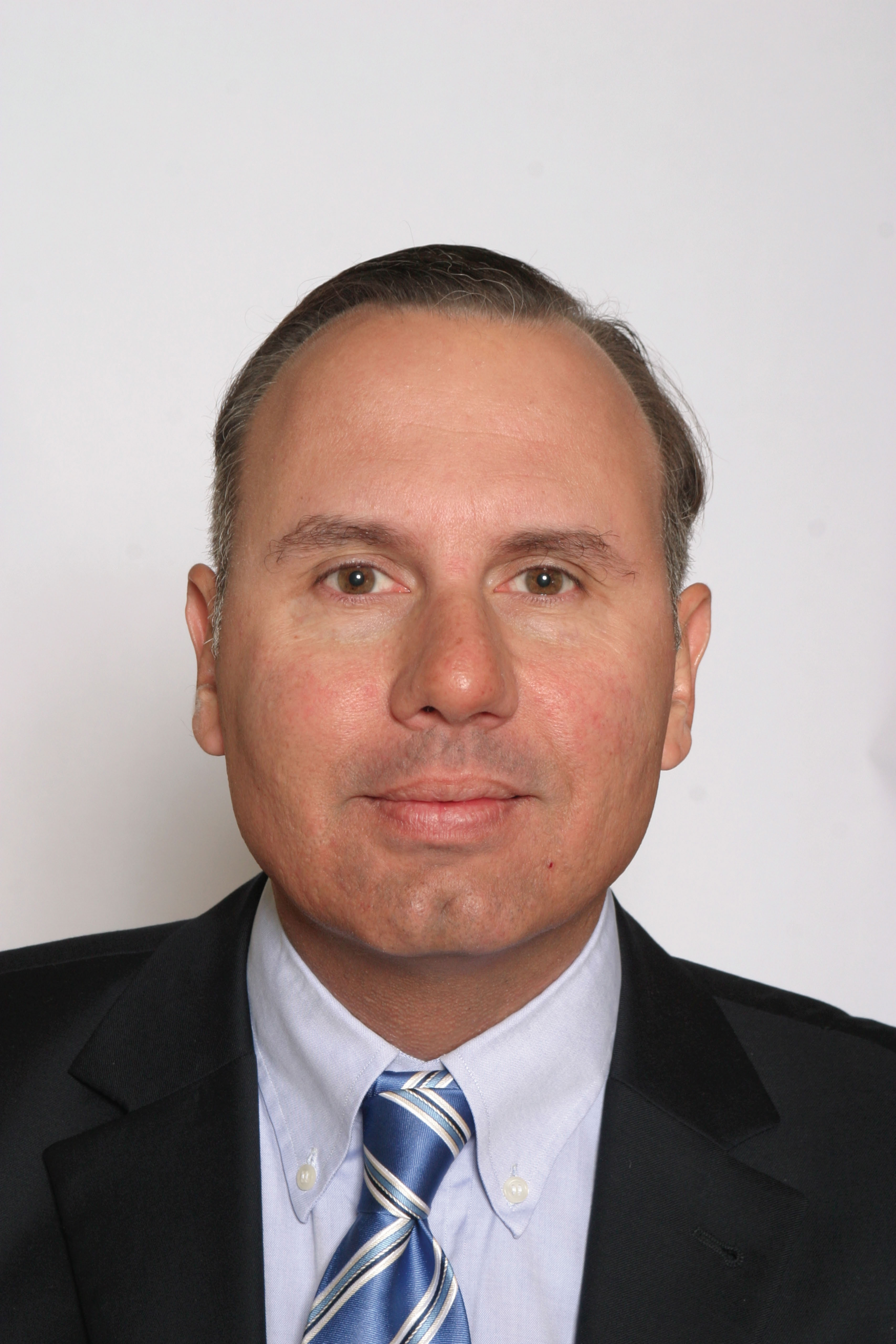 Dr. Oliver Ruppel