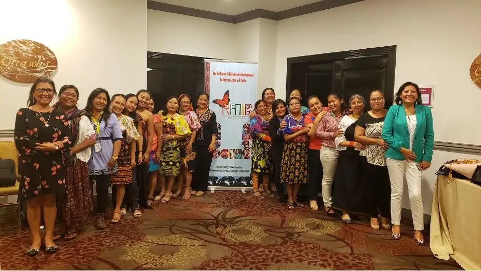 Mujeres indígenas de la RMIB-LAC, reunidas en Bogotá en noviembre de 2016