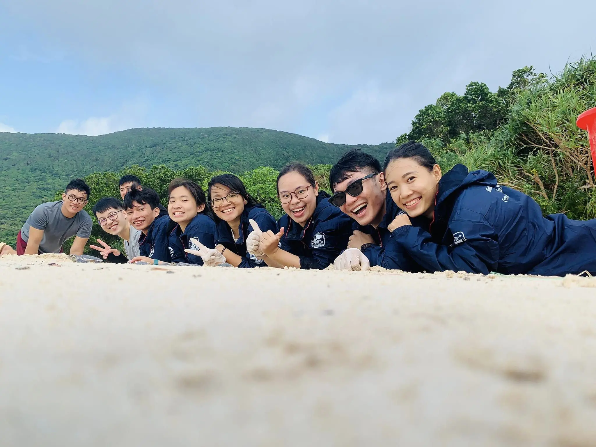 IUCN sea turtles conservation volunteers 