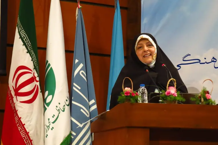 Iranian Vice President, Dr Masoumeh Ebtekar welcomes delegates to UNEP / UNESCO 2nd International Seminar on Environment, Culture and Religion