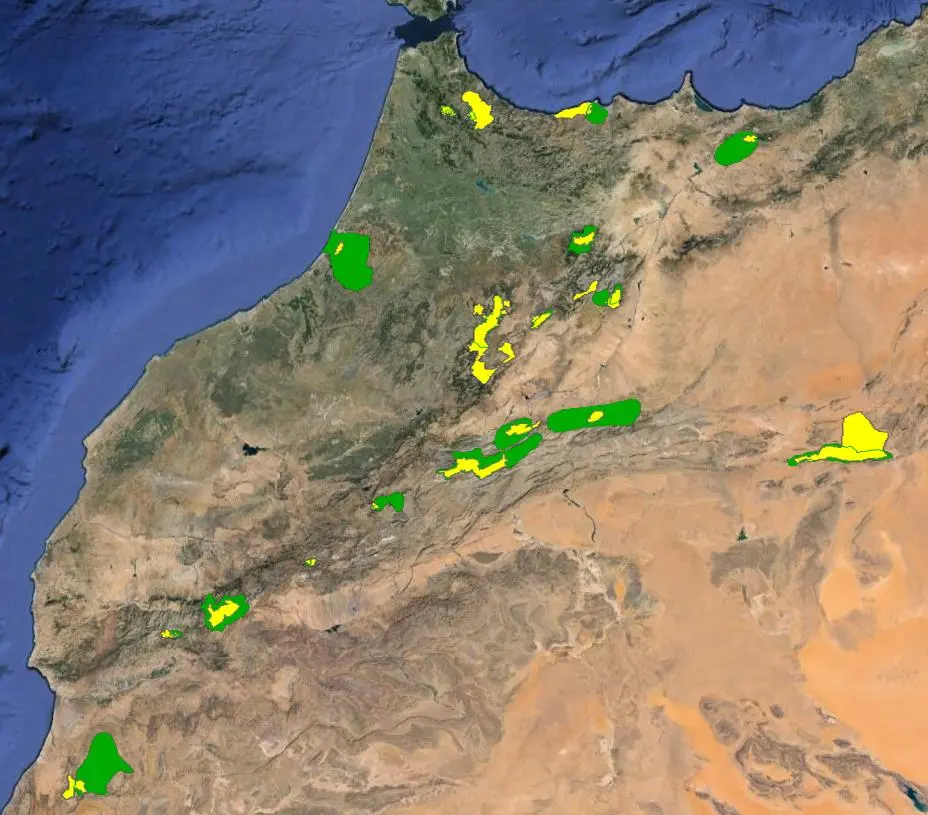 Image: 1 Nouvelles limites des ZIP du Nord du Maroc (Jaune) et ancienes limites (vert)