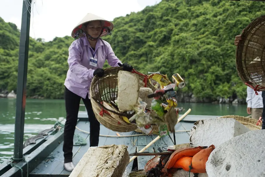 Coastal clean up in Quang Ninh Province 