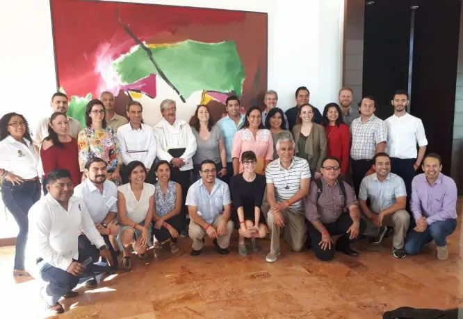 Integrantes del Grupo de Trabajo de Gobernadores sobre Clima y Bosques que se reunió en Cancún en noviembre. 