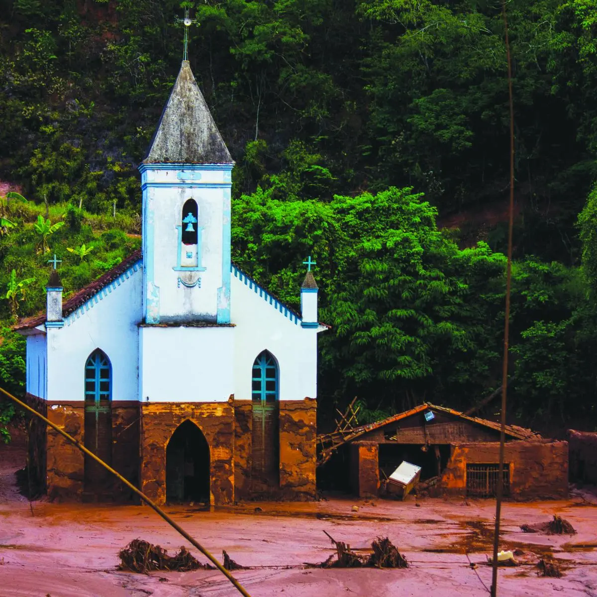 Church in Gesteira - Barra Longa, MG