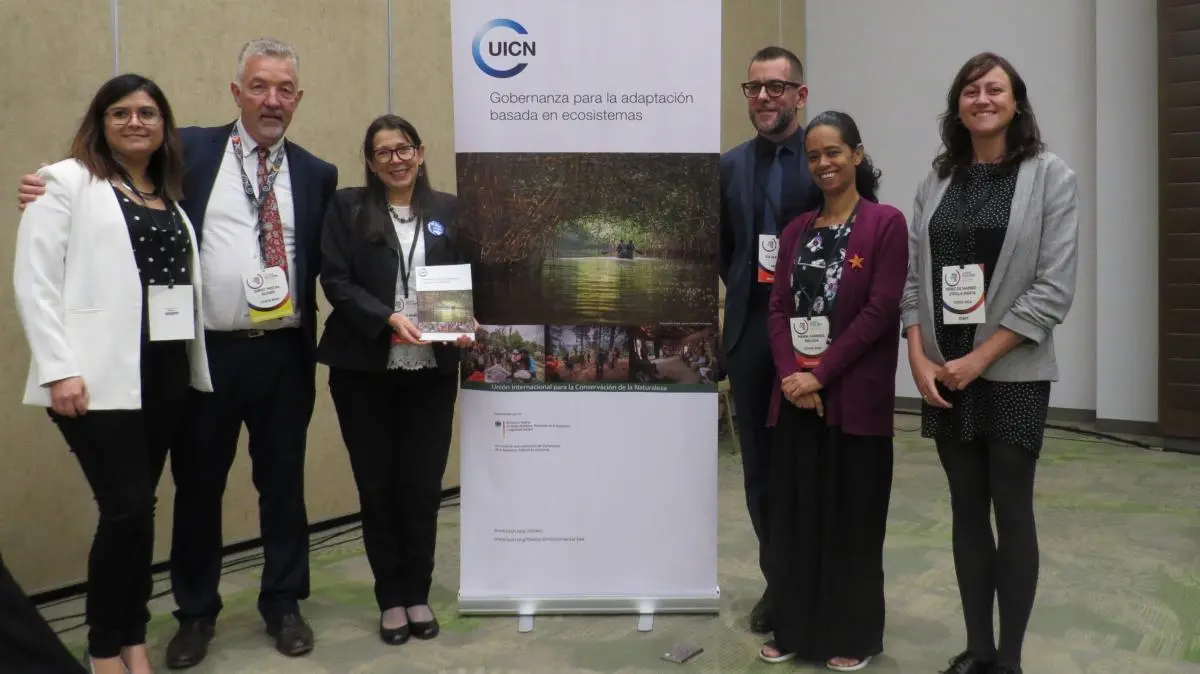 Autores del libro Gobernanza de la adaptación basada en ecosistemas durante el lanzamiento de la publicaciòn realizado en el marco de la PreCOP25