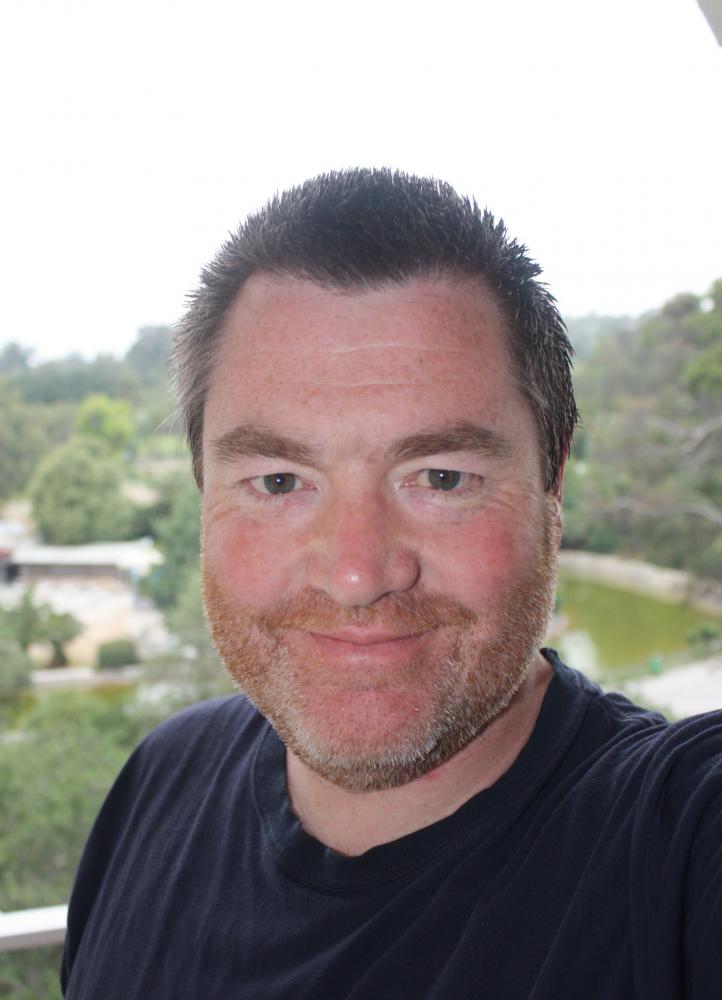 author iamge